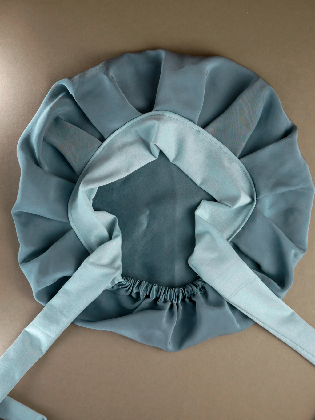 One Layer Seiden-Schlafhaube mit Band aus Ahimsa Seide – 21/40 Momme | SILKZzz