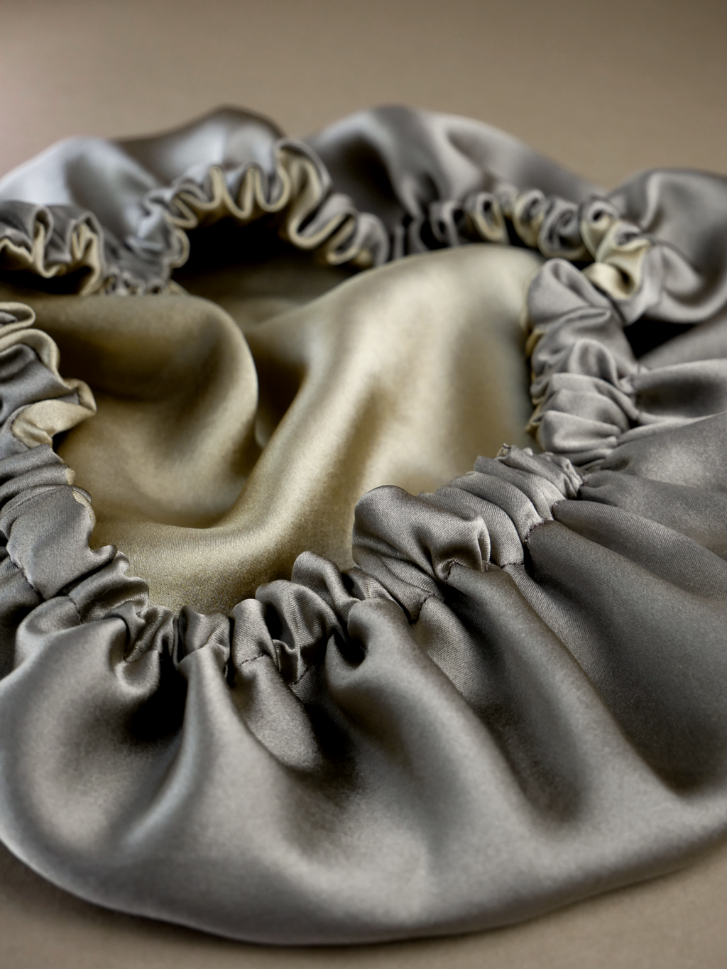 Double Layer Seiden-Schlafhaube aus Ahimsa Seide – wendbar, 16 Momme | SILKZzz