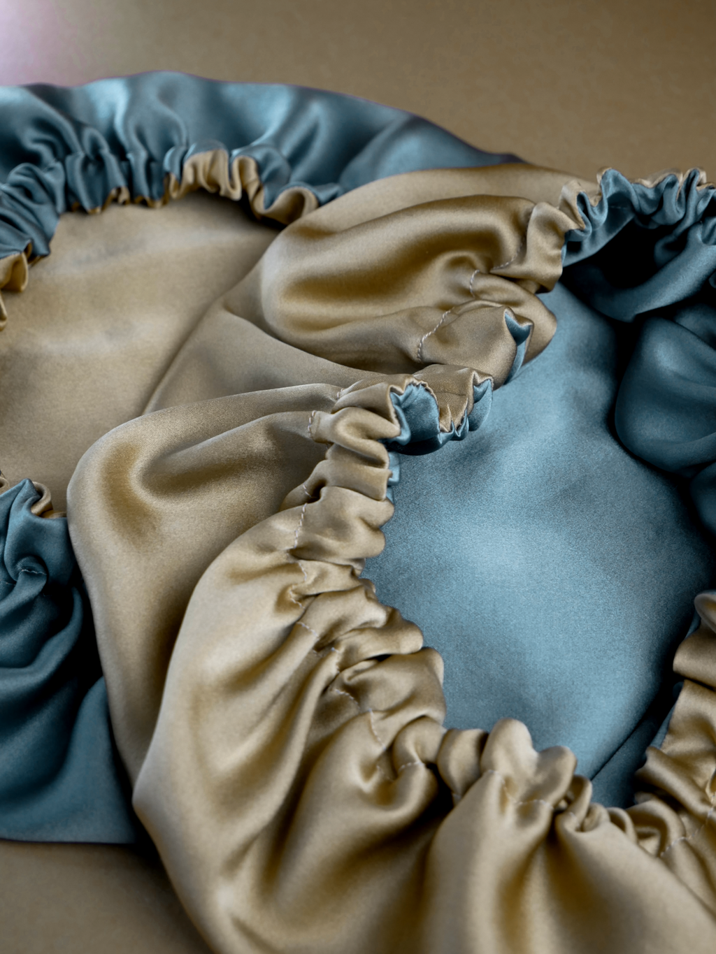 Double Layer Seiden-Schlafhaube aus Ahimsa Seide – wendbar, 16 Momme | SILKZzz