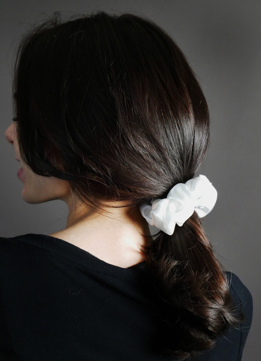 Seiden-Scrunchie aus Ahimsa Seide – 21 Momme, haarschonend & sanft | SILKZzz
